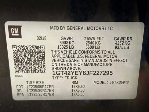 Used 2018 GMC Sierra 3500 Denali w/ Duramax Plus Package AWD/4WD image 34
