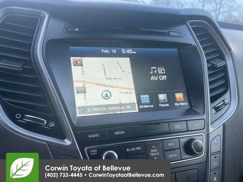 Used 2017 Hyundai Santa Fe Limited image 24