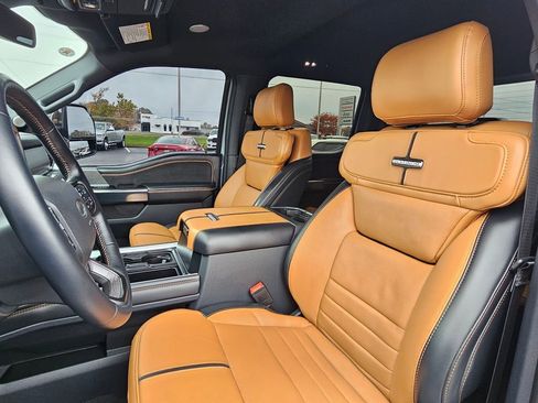 Used 2024 Ford F450 Platinum w/ FX4 Off-Road Package image 10