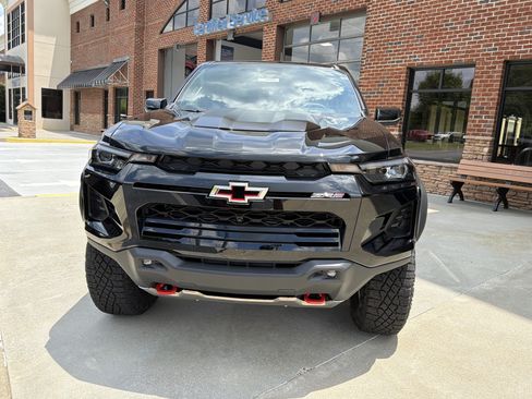 New 2026 Chevrolet Colorado ZR2 w/ Technology Package AWD/4WD image 2