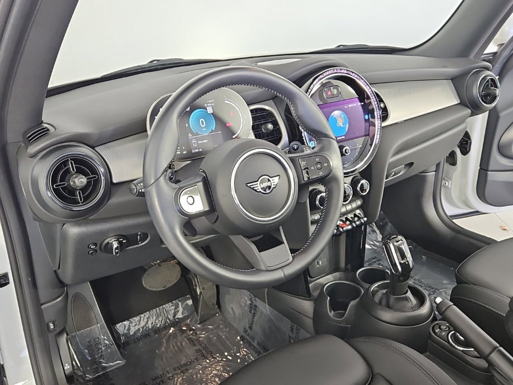 Used 2024 MINI Cooper S FWD image 15