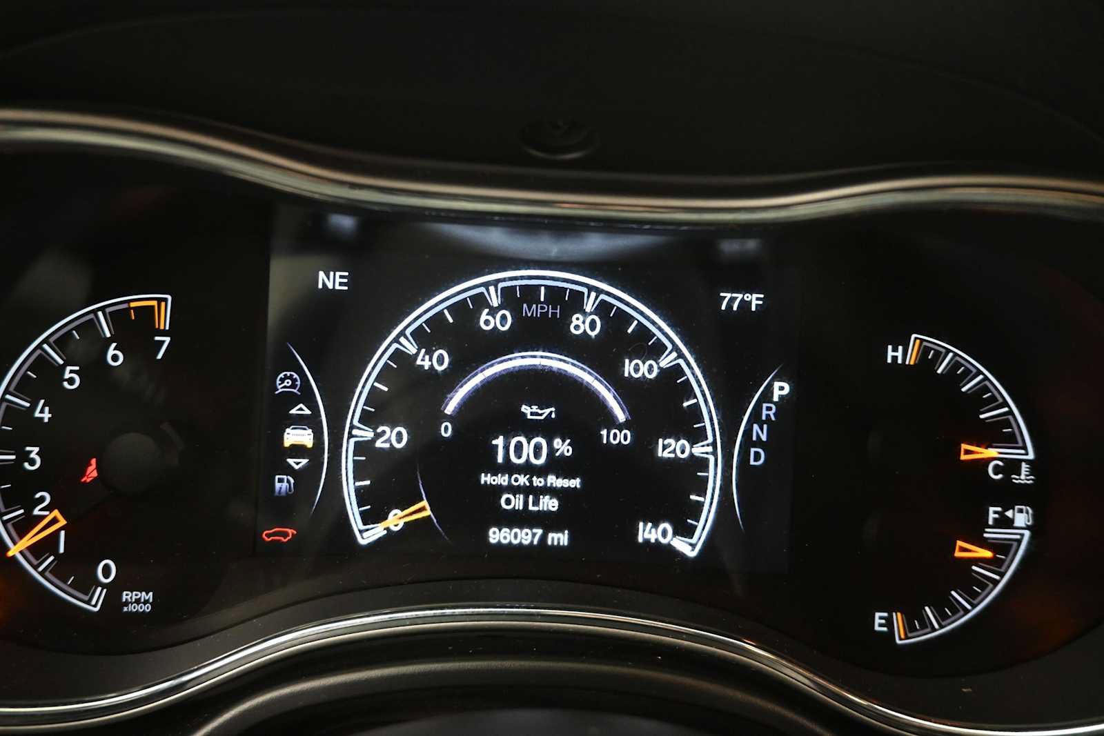 Used 2019 Jeep Grand Cherokee Limited w/ Trailer Tow Group IV AWD/4WD image 18