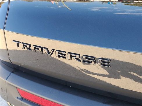 New 2026 Chevrolet Traverse LT w/ Midnight/Sport Edition image 9