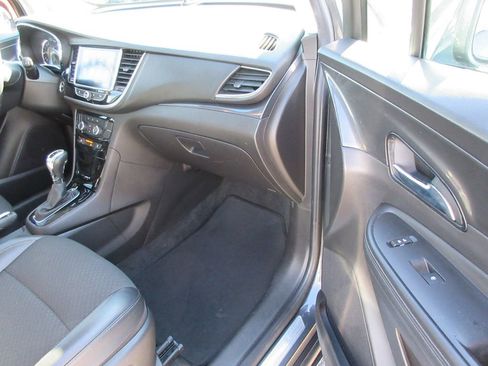 Certified 2018 Buick Encore Preferred image 18