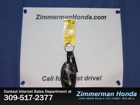 Used 2025 Hyundai Tucson Limited AWD/4WD image 26