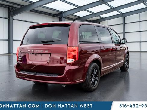 Used 2019 Dodge Grand Caravan SE FWD image 23