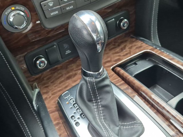 Used 2018 Nissan Armada Platinum w/ Captain Seat Package RWD image 12