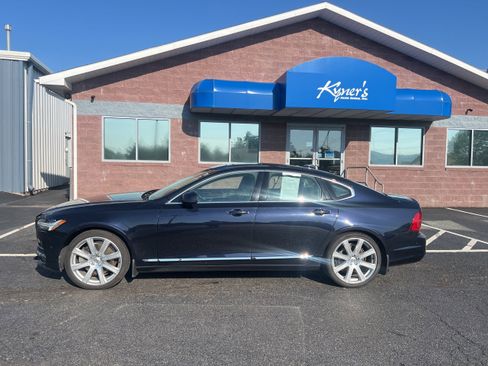 Used 2017 Volvo S90 T6 Inscription w/ Vision Package AWD/4WD image 3