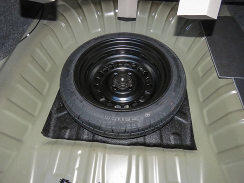 Certified 2025 Nissan Versa S w/ Trunk Package image 21