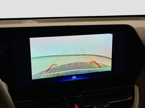 Used 2025 Chevrolet TrailBlazer LT w/ Driver Confidence Package image 23