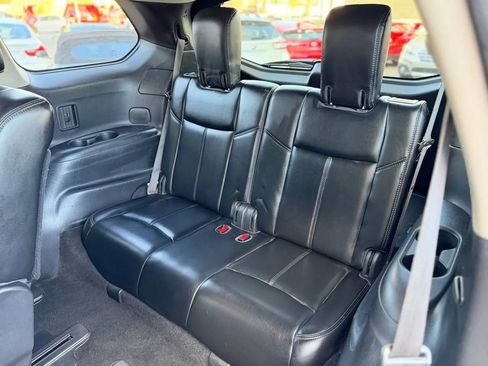 Used 2017 Nissan Pathfinder SL image 25