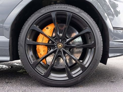 Used 2024 Lamborghini Urus S image 54