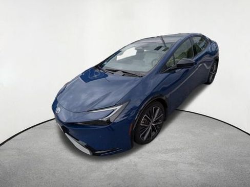 Used 2024 Toyota Prius XLE AWD/4WD image 25