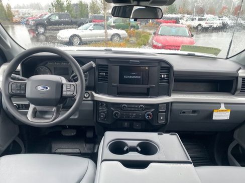 New 2026 Ford F350 XL w/ XL Chrome Package image 25