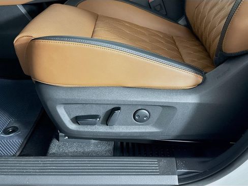 New 2026 Nissan Rogue Platinum w/ Platinum Premium Package image 21