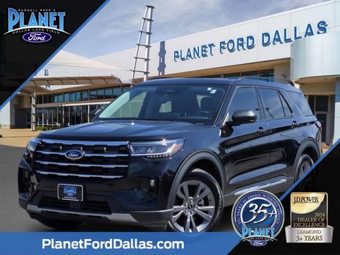 Certified 2025 Ford Explorer Active w/ Active Comfort Package AWD/4WD image 1