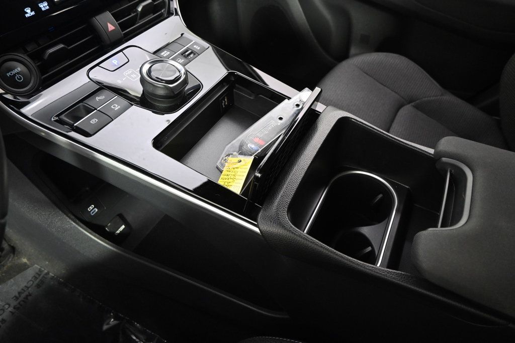 Certified 2023 Subaru Solterra AWD image 32