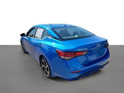 Certified 2024 Nissan Sentra SV FWD image 4