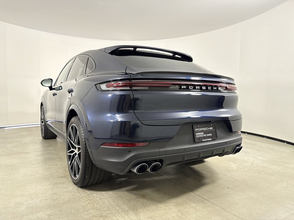 Certified 2024 Porsche Cayenne Coupe AWD/4WD image 19