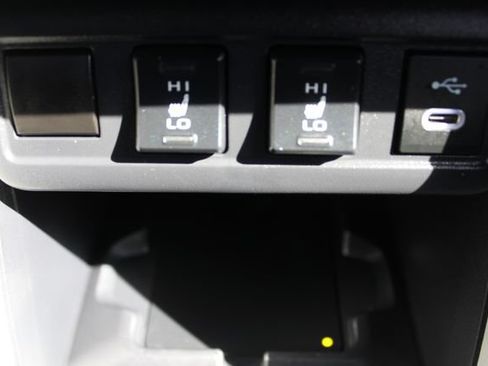 Certified 2024 Toyota Corolla Cross AWD Hybrid w/ Convenience Package image 38