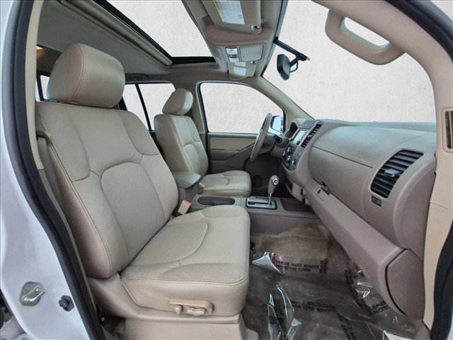 Used 2018 Nissan Frontier SL AWD/4WD image 25