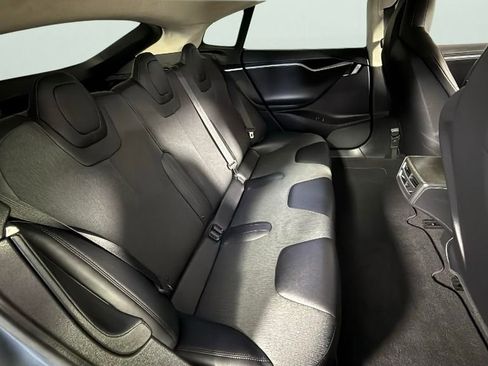 Used 2014 Tesla Model S 60 image 34