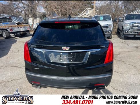 Used 2018 Cadillac XT5 Luxury w/ Driver Awareness Package image 6