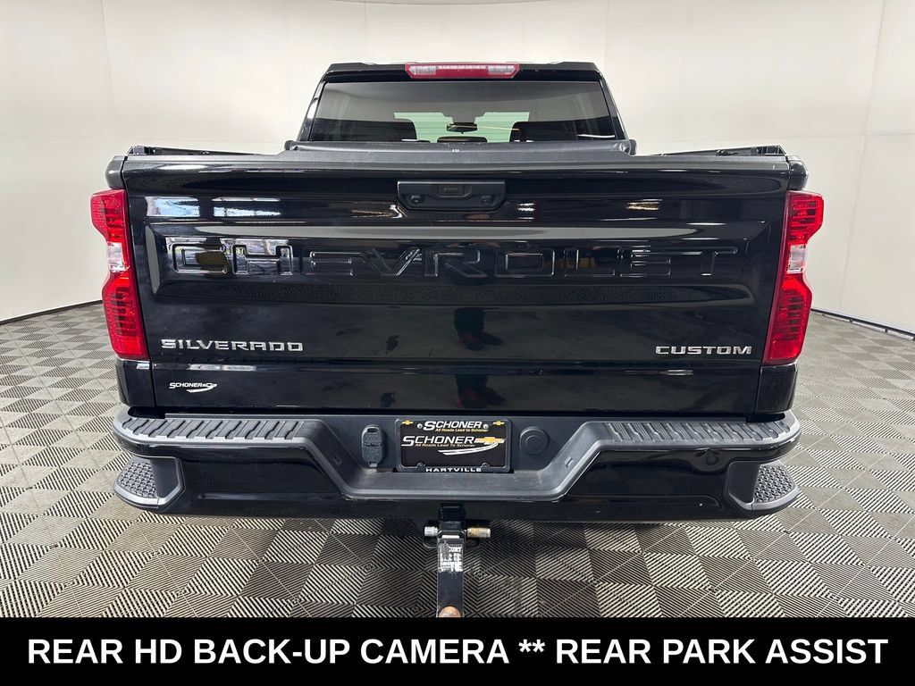 Used 2024 Chevrolet Silverado 1500 Custom RWD image 4