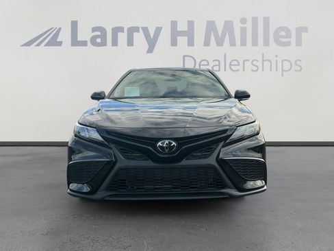 Used 2024 Toyota Camry SE image 8