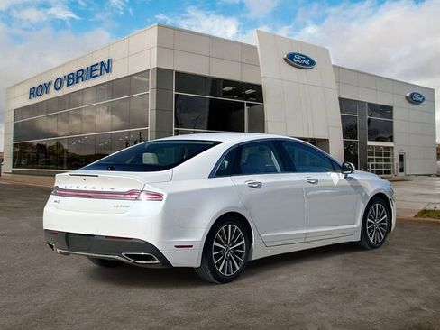 Used 2018 Lincoln MKZ Select w/ Select Plus Package image 5