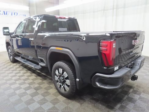 Used 2025 GMC Sierra 2500 Denali w/ Denali Reserve Package image 5