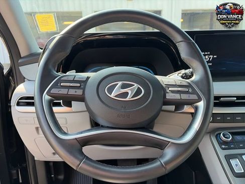 Used 2025 Hyundai Palisade SEL AWD/4WD image 14