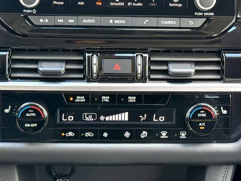 Used 2025 Nissan Pathfinder SV FWD image 16