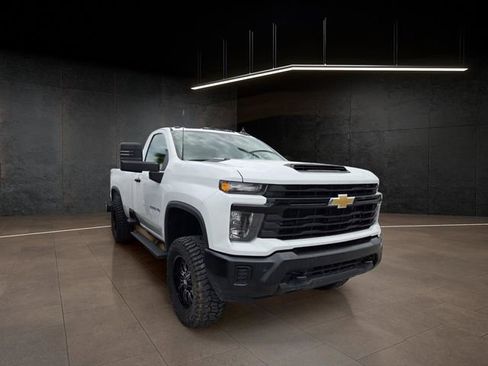 Used 2025 Chevrolet Silverado 2500 W/T AWD/4WD image 1
