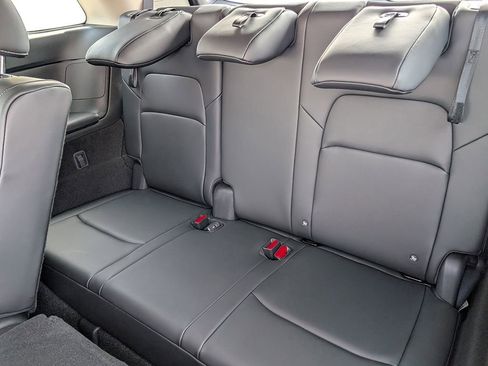 New 2026 Nissan Pathfinder SL image 24