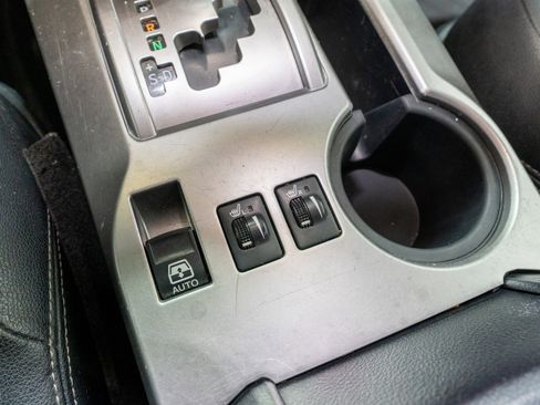 Used 2014 Toyota 4Runner SR5 Premium image 23