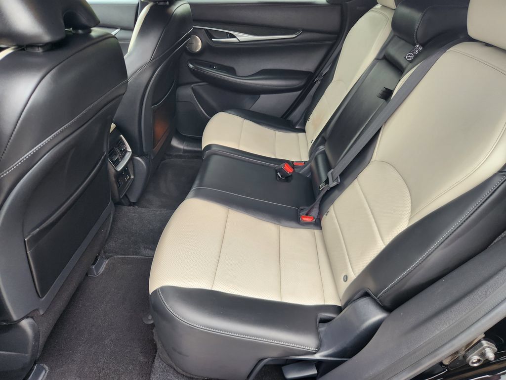 Used 2025 INFINITI QX55 Sensory AWD/4WD image 11