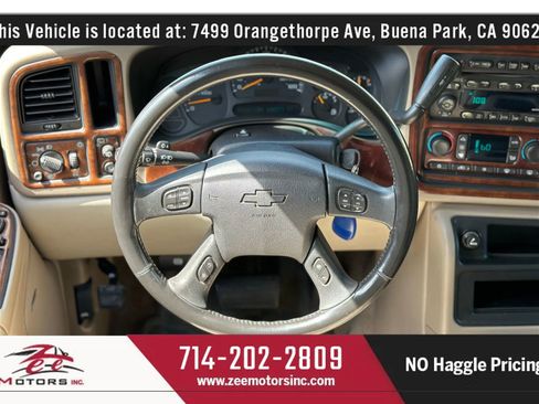 Used 2004 Chevrolet Tahoe LT w/ LT Preferred Equipment Group image 17