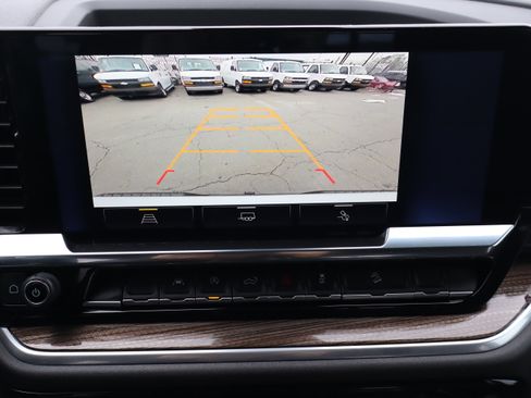 Certified 2025 Chevrolet Silverado 1500 LT Trail Boss w/ Convenience Package II image 28