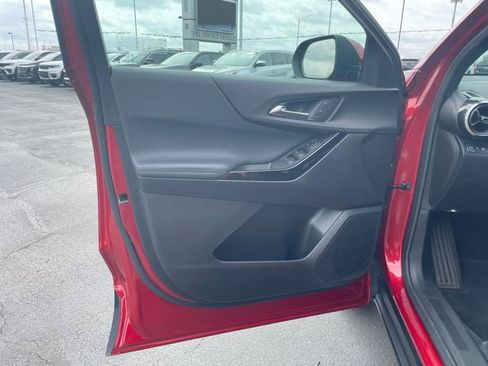 Used 2026 Chevrolet Equinox LT image 9