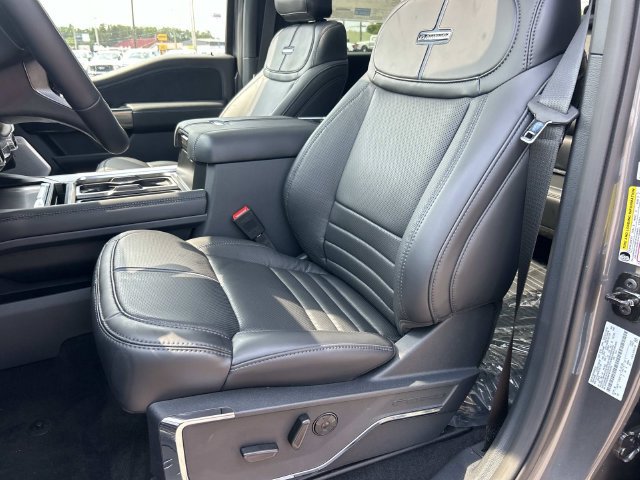 New 2026 Ford F250 Platinum AWD/4WD image 24