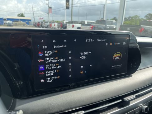 Used 2025 Hyundai Palisade Limited image 23