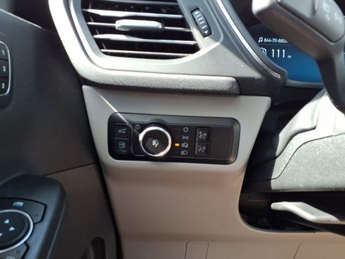 Used 2023 Ford Escape Platinum AWD/4WD image 15