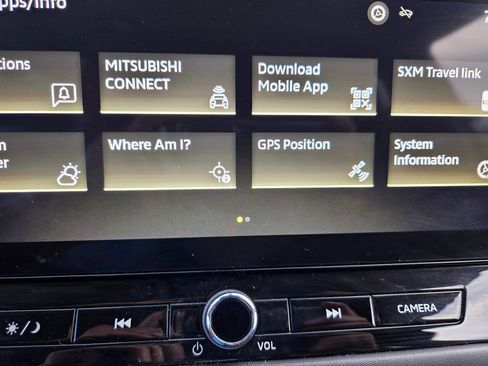 Used 2025 Mitsubishi Outlander SE FWD image 28