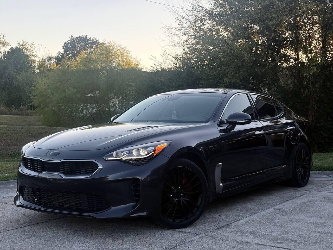 Used 2019 Kia Stinger Premium AWD/4WD image 1