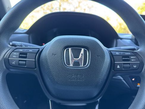 Used 2024 Honda Accord EX image 27
