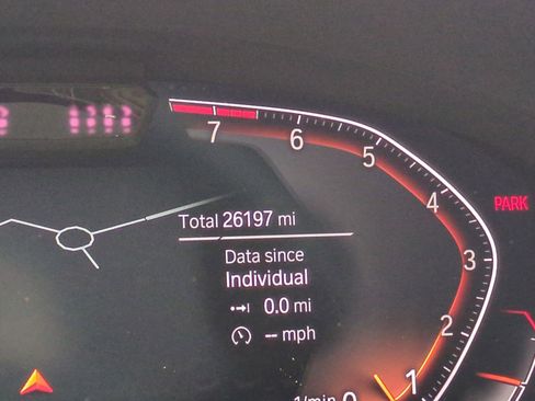 Certified 2022 BMW 740i w/ Premium Package image 22