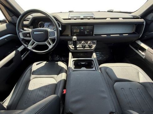 Used 2022 Land Rover Defender 110 S AWD/4WD image 12