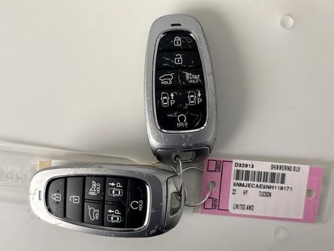 Used 2022 Hyundai Tucson Limited AWD/4WD image 10