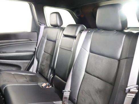 Used 2019 Jeep Grand Cherokee Altitude image 10